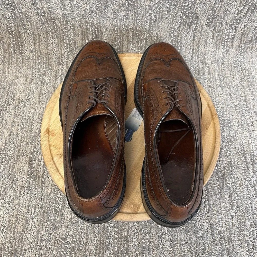 VTG Allen Edmonds Mens 10 MacNeil Brown Pebbled Leather Wingtip Brogue Shoe 9157